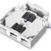 Hutschienenadapter für 6x SC/DX Kupplungen, Grau Die DIGITUS Mini GBIC (SFP) Transceiver Module bieten höchste Qualität und Zuverlässigkeit. Ob von Switch zu Switch, Konverter zu Switch, Konverter zu Konverter oder weitere, umfangreiche Einsatzmöglichkeiten: Die große Vielfalt an DIGITUS Modulen ermöglicht Ihnen einen flexiblen Einsatz der Glasfasertechnologie. Durch die Konformität mit dem MSA (Multi Source Agreement)-Standard ist eine Kompatibilität mit Drittherstellern gewährleistet.