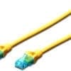 DIGITUS CAT 5e U-UTP Patchk. Cu, PVC AWG 26/7, 1 m, GE Die DIGITUS Patchkabel wurden speziell entwickelt um allen Ansprüchen in den verschiedenen Anwendungsbereichen in vollem Umfang gerecht zu werden. Jedes Kabel ist mit einer angespritzten Knickschutztülle mit Zugentlastung ausgestattet. Außerdem besitzt die Tülle einen Rasthebelschutz, welcher das Verhaken der Kabel sowie das Abbrechen des Rasthebels vom Stecker verhindert.