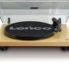 LENCO L-30 Plattenspieler mit AutoStop, PC-Codierung, Holz Das Lenco SCD-24 ist ein kompaktes und tragbares Radio mit CD-Player. Es besticht durch seine Funktionalität und seine Robustheit. Ein kleines Klangwunder überall wo man ist. Das SCD-24 steht in einer Vielzahl von Farbkombinationen zur Verfügung.<br>Mit seinen kompakten Abmessungen ist das SCD-24 einfach überall hin mitzunehmen. Es ist leicht aber doch kraftvoll und lässt jedes Lieblingslied wundervoll klingen.