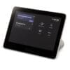 Poly GC8 Touch USB Controller für MTR Systeme Die Polycom RealPresence Group 500-Lösung eignet sich ideal für Meetingräume und andere gemeinschaftliche Umgebungen, von kleinen Meetingräumen bis hin zu großen Räumen mit zwei Bildschirmen. Leistungsstarke Video- und Audio-Performance und interaktives Teilen von Inhalten bringen die Nutzer näher zusammen und fördern die produktive Zusammenarbeit zwischen geografisch verteilten Teams. Das kompakte, schlanke Design kann versteckt platziert werden, um störende Kabel in Ihren Räumen zu vermeiden.<br>Polycom EagleEye IV-4x- und -12x-Kameras wurden speziell für die Videokonferenzsysteme der Polycom RealPresence Group Series entwickelt. Durch einen vollständig digitalen Sensor zum Erfassen jedes kleinsten Details haben diese Kameras auch ein breites Sichtfeld. Durch ihre Flexibilität beim Einsatz in einer beliebigen Raumumgebung kann diese Telepresence-Kamera sowohl in einem ganz kleinen als auch in einem großen Konferenzraum eingesetzt werden.