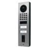 DoorBird IP Video Türst. D1102FV Fingerpr. Edels. V2A, Aufputz Die Video Türstation D1101FV von Doorbird bietet Ihnen optimale Bildqualität und ein klares Design.Die Kamera überzeugt mit HDTV, Ultraweitwinkel und Nachtsichtfähigkeit. In Kombination mit den Audiofunktionen Echo- und Rauschunterdrückung sowie Zwei-Wege Audio Streaming können Sie Ihre Besucher sehen und komfortabel mit ihnen sprechen.Dank des integrierten 4D Bewegungssensors entgeht Ihnen zudem nichts, was vor Ihrem Haus passiert. Durch die individuellen Konfigurationsmöglichkeiten können Sie einstellen, ob und wie Sie über verschiedene Ereignisse informiert werden wollen. Sprechen Sie mit Ihren Besuchern an der Tür über Ihr Smartphone und öffnen Sie die Tür - von überall auf der Welt.DoorBird arbeitet nur mit den Besten zusammen: Der Fingerabdruckleser ist mit der Technologie von Fingerprint Cards AB (Fingerprints) ausgestattet - dem weltweit führenden Biometrieunternehmen mit Stammsitz in Schweden. Die Fingerprints-Technologie ist in mehreren hundert Millionen Geräten und Anwendungen zu finden und wird täglich milliardenfach genutzt. Dank ihr ist eine sichere und bequeme Identifizierung und Authentifizierung per Fingerabdruck möglich.