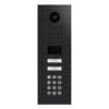 DoorBird D2102KV IP Video Türstation Graphitschwarz Stellen Sie sich vor, Sie sind gerade nicht zuhause und Ihre Kinder haben sich ausgeschlossen oder der Paketbote bringt eine Lieferung. Mit DoorBird ist das nun kein Problem mehr. Bei jedem Klingeln bekommen Sie eine Push-Mitteilung auf Ihr Smartphone oder Tablet und können mit dem Besucher sprechen und ihn in HD-Qualität sehen. So verpassen Sie garantiert keinen Besucher mehr. Mit DoorBird sind Sie unterwegs und doch zuhause, auch wenn ein Einbrecher die Türklingel zur Anwesenheitskontrolle betätigt.DoorBird ist die smarte Lösung für Ihre Eingangstür. Verbinden Sie Ihre DoorBird IP Video Türstation mit Ihrem Smartphone und unterhalten Sie sich mit Ihren Besuchern auch von unterwegs!Die IP Video Türstation kann als eigenständige Einheit betrieben oder in eine bestehende Smart-Home-Plattform integriert werden. Auch bereits vorhandene, klassische Installationen wie elektrische Tür- und Toröffner können Sie mit DoorBird weiterverwenden und über die App.