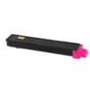 Der Originaltoner von KYOCERA - überzeugend wirtschaftlich und umweltbewusst<br>- Kapazität 18.000 Seiten (ISO/IEC 19752/19798)<br>- Klimaneutraler Toner<br>- CO2-Kompensation je Kartusche : 18 KG<br><br>Versteckte Kosten beim Einsatz von Alternativtonern<br>Wenn Sie keinen Originaltoner von KYOCERA verwenden, kann dies auf den ersten Blick günstiger sein. Doch bei genauem Hinsehen erkennen Sie schnell: Es können deutlich erhöhte Kosten bei Nutzung von Fremdtoner entstehen, die in der Betrachtung der Gesamtdruckkosten oft nicht berücksichtigt werden.<br><br>Hohe Wirtschaftlichkeit dank niedriger Gesamtkosten<br>Dank extrem langlebiger Fotoleitertrommeln können sich die Druckkosten im Vergleich zu herkömmlichen Geräten über die gesamte Laufzeit um bis zu 50% reduzieren. Bei ECOSYS-Systemen muss lediglich Toner als Verbrauchsmaterial nachgefüllt werden.<br>Die einzigartige ECOSYS Technologie von KYOCERA basiert auf sehr langlebigen Komponenten. KYOCERA nutzt dafür die langjährige Erfahrung und umfangreiches Know-how im Bereich der Hochleistungskeramik, der Kernkompetenz des Unternehmens. Lediglich der Tonerbehälter muss als Verbrauchsmaterial getauscht werden. Anders als bei herkömmlichen Laserdruckern und Laser-Multifunktionssystemen können Bildtrommel und Entwicklereinheit aufgrund ihrer vielfach höheren Lebensdauer im Gerät verbleiben und weitergenutzt werden. Das reduziert Folgekosten und schont dadurch das Portemonnaie.
