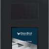 DoorBird D31TDV Video Türstation Graphitschwarz, seidenmatt Mit DoorBird bleiben Sie immer informiert, ganz gleich ob Sie vor Ort oder unterwegs sind. Sobald jemand an der Tür klingelt, erhalten Sie eine Push-Benachrichtigung auf Ihr Smartphone oder Ihre DoorBird IP-Video-Innenstation. Dank der DoorBird-App können Sie Besucher in HD-Qualität sehen, in Echtzeit mit ihnen sprechen und bei Bedarf die Tür öffnen. Auch bei Anlieferungen außerhalb der Geschäftszeiten oder bei Abfragen Ihrer Anwesenheit können Sie sofort reagieren. Mit DoorBird verpassen Sie keine wichtigen Interaktionen und behalten immer die Kontrolle über Ihren Eingangsbereich – komfortabel, sicher und von überall.
