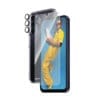 PanzerGlass 3-in-1 Samsung Galaxy A15, A15 5G, UWF Du willst dein Handy schützen? Dann ist dieses 3-in-1-Schutzpaket von PanzerGlass genau das Richtige für dich! Mit einem HardCase, das mit dem kabellosen Aufladen kompatibel ist, einem Ultra-Wide Fit Displayschutz und einem Hoops Kameraschutz schützt dieses Paket dein Handy vor Kratzern an scharfkantigen Ecken, vor Stürzen auf steinharten Gehwegen und vor allem, was das Leben sonst noch für dich bereithält. Der Bildschirmschutz ist sogar mit einer wischfesten Beschichtung versehen, die Fingerabdrücke und Fettspuren reduziert.Das HardCase besteht aus dem weltweit fortschrittlichsten pflanzlichen Schutzmaterial, D3O Bio, auf das sich militärische Elitetruppen und Profisportler gleichermaßen verlassen. Die Rückseite besteht zu 100% aus recyceltem Kunststoff, während der Kunststoffrahmen zu 44% aus pflanzlichem Material besteht. Der Bildschirmschutz besteht zu 60% aus recyceltem Material Das 3-in-1-Schutzpaket verlängert die Lebensdauer deines Handys, damit du es eines Tages an jemand anderen weitergeben kannst, der es genauso liebt wie du. Auch die Installation ist einfach. Montiere einfach den Schutz mit dem beiliegenden EasyAligner, bringe den Schutz für die Kamera an und klicke das HardCase an.