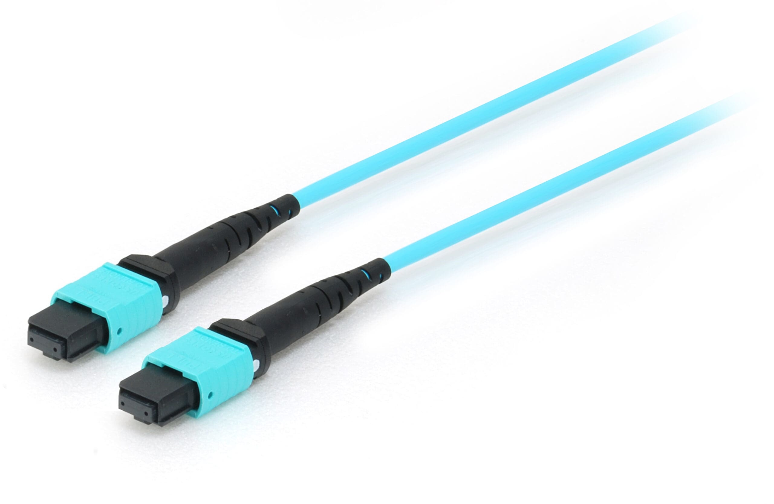 equip MPO Trunk Kabel OM4 mit MTP USConec Stecker 7,0m Typ-A equip MPO Trunk Kabel OM4 mit MTP USConec Stecker 7,0m Typ-A