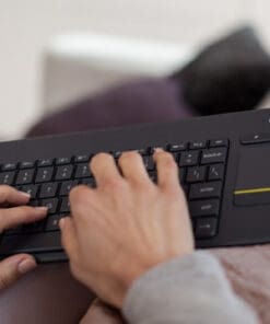 Logitech Wireless Touch Keyboard Plus K400 schwarz/gelb Logitech Wireless Touch Keyboard Plus K400 schwarz/gelb – Bild 6