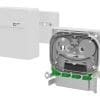 METZ CONNECT OpDAT APL Anschlussbox splice 4xSC-S APC OS2, 4 Pigtails Kompakter LWL-Abschlusspunkt für den FITH-Bereich, vorbereitet zur Aufnahme von Microrohren inkl. Gasblocker, plombierbar oder durch Sicherheitsschraube verschließbar, bestückt mit Kupplungen mit Lasershutter und Pigtails, Pigtails mit Singlemodefaser OS2, E9/125 µm, IEC 60793-2-50 B.1.3 und B.6_a, biegeunempfindlich nach ITU-T G.657.A1, kompatibel zu ITU-T G.652.D , Pigtails gereinigt und in Kupplungen eingesteckt, nicht belegte Ausbrüche mit Blindstopfen verschlossen, zur Aufputzmontage und mit integrierten Clips für die Tragschienenmontage in zwei Richtungen, schwenkbare, abnehmbare Spleißkassette für bis zu 8 Crimpspleißschutze, Deckel werkzeuglos abnehmbar, Steckrichtung 90°, Farbe der Abdeckteile reinweiß RAL 9010, Varianten: bestückt mit SC APC, SC UPC, LC-D APC oder LC-D UPC Kupplungen und passenden Pigtails, Varianten auch in Grade B erhältlich