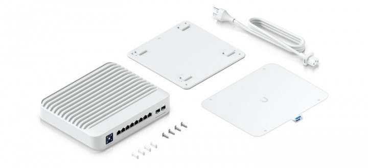 Ubiquiti UniFi Switch Pro 8 PoE - Switch - L3 - managed PoE-Budget (120 W) Ubiquiti UniFi Switch Pro 8 PoE - Switch - L3 - managed PoE-Budget (120 W)