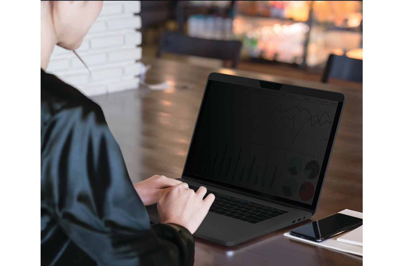 Kensington Blickschutzfilter - 2-fach, abnehmbar für 10.1" Laptops 16:9 Kensington Blickschutzfilter - 2-fach, abnehmbar für 10.1" Laptops 16:9 – Bild 3