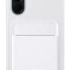 Samsung Card Slot Case für Galaxy A37, Light Gray Praktisches Kartenfach Mit dem Card Slot Case vom Galaxy A57 5G hast du auf der Rückseite ein praktisches Kartenfach, wo du Platz für deine wichtigste Karte hast und diese so immer dabei und schnell zur Hand haben kannst. Das Case im semitransparenten Design bietet im Alltag Schutz vor Kratzern und bei Stößen –sowohl für den Rahmen als auch die Rückseite.
