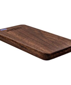 Alternative view of woodplateUSB Powerbank 5.000mAhmit LED Status AnzeigeEchtholzWalnuss2.1A Ausgabewalnuss