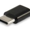 equip USB Typ C auf Micro USB Adapter St/Bu Die DIGITUS Kategorie 6 Klasse E Patchkabel werden hergestellt und getestet nach dem ISO/IEC 11801 und DIN EN 50173 CAT 6 Standard. Sie garantieren, dass die Kabelinstallation der ISO & EN Channel Spezifikation entspricht und bieten eine hervorragende Leistung in der DIGITUS CAT 6 Verkabelung. Die Leistung wurde bis 250 MHz getestet, inklusive Leistungseigenschaften wie beispielsweise dem Nebensprechen oder Übersprechen. Die DIGITUS Patchkabel wurden speziell entwickelt um allen Ansprüchen in den verschiedenen Anwendungsbereichen in vollem Umfang gerecht zu werden. Jedes Kabel ist mit einer angespritzten Knickschutztülle mit Zugentlastung ausgestattet. Außerdem besitzt die Tülle einen Rasthebelschutz, welcher das Verhaken der Kabel sowie das Abbrechen des Rasthebels vom Stecker verhindert. Dieses Netzwerkkabel ist z.B. für das Patchen in Netzwerkschränken geeignet. Ein weiterer Einsatzbereich ist die Verkabelung der DSL-Anlage.