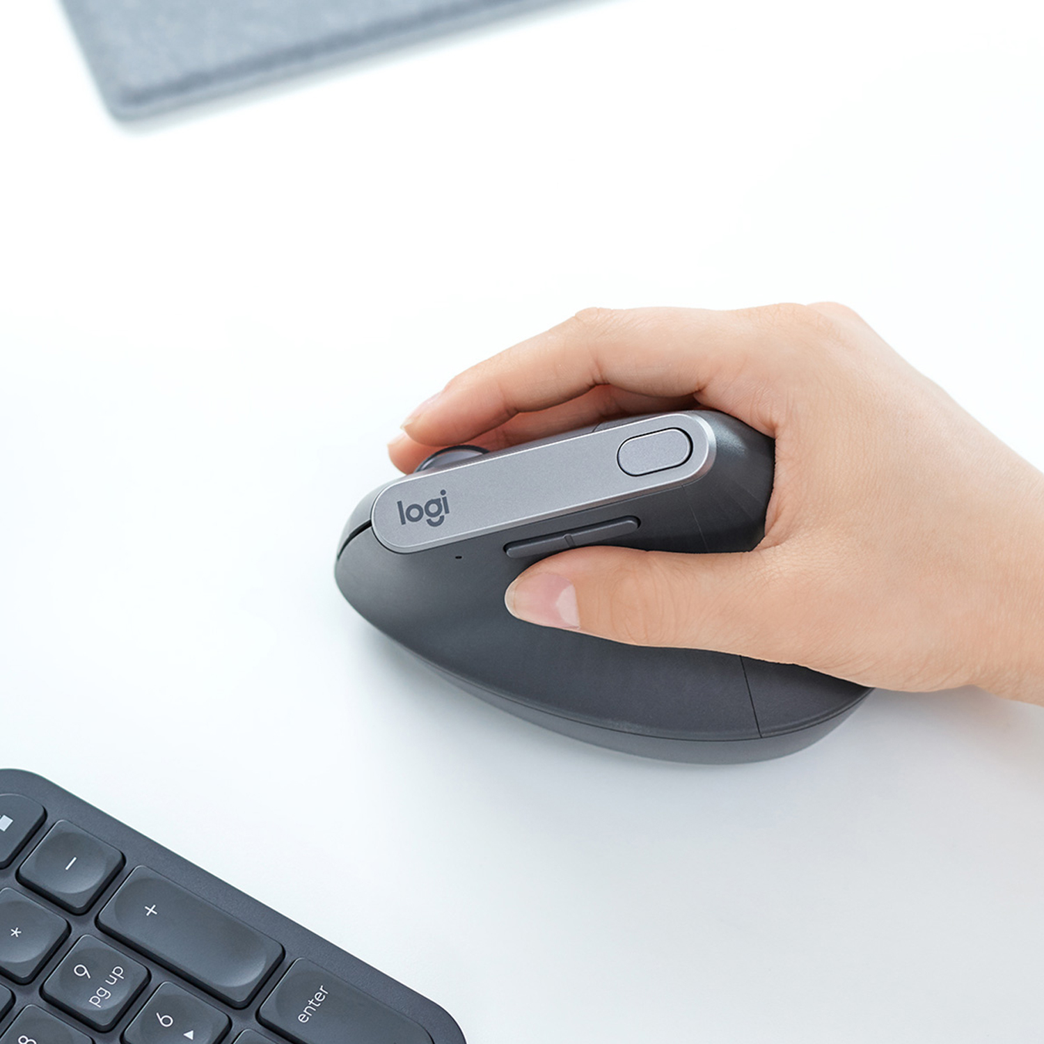 Logitech MX Vertical Wireless Maus schwarz Logitech MX Vertical Wireless Maus schwarz – Bild 5