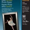 Optimieren Sie Ihre Fotos<br>Das Ultra Glossy Photo Paper ist ein wahres Fest für die Sinne. Dieses veredelte Papier wurde konzipiert, um Ihren Fotos eine professionelle Optik und Haptik zu verleihen – das beeindruckende Gewicht von 300 g/m² macht es möglich. Mit nur einer einfachen Investition können Sie Ihre Fotos auf ein professionelles Qualitätsniveau bringen.<br><br>Das perfekte Team<br>Wenn Sie dieses Papier und die Original Tinten von Epson kombinieren, profitieren Sie von schnell trocknenden, wisch- und wasserfesten Fotos mit lebendigen Farben, wunderschönen Farbtönen und einer unglaublichen Detailtreue. Dieses Papier wurde speziell für die Verwendung mit dem Epson Tinten- und Druckerportfolio entwickelt, um die bestmögliche Qualität liefern zu können. Das bedeutet für Sie: Die Momente werden realitätsgetreu festgehalten, mit natürlichen Farben, geschmeidigen Abstufungen, realistischen Hauttönen und mehr.<br><br>Ihre Fotos bleiben Ihnen für viele Jahre erhalten<br>Auf Fotos werden besondere Momente festgehalten – Sie können sich daher sicher sein, dass dieses Papier konzipiert und getestet wurde, um zusammen mit unseren Druckern und Tinten eine langlebige Lösung zu bieten.<br><br>Ideal für jeden Drucker<br>Die Qualität des Ultra Glossy Photo Papers garantiert immer überragende Ergebnisse. So kann jeder von dem Know-how von Epson profitieren.
