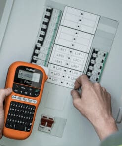 Alternative view of Brother P-touch E110 Handheld Beschriftungsgerät