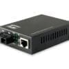 Der equip HDMI Keystone Verbinder ist die optimale Komponente für ein zuverlässiges Verkabelungssystem. Bestehend aus hervorragenden Materialien, um Industriestandards zu erfüllen oder zu übertreffen. Passend zu den Frontplatten, Wandsteckdosen und Patch-Panels bieten die Keystone-Verbinder eine flexible Verbindung für eine HDMI-Verkabelung.