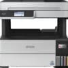 Epson EcoTank ET-5170 4in1 Tintenstrahl MFP Tintentanksystem Extrem kostengünstiges DruckenDrucken, Kopieren, Scannen, FaxenReduzieren Sie Ihre Tintenkosten um bis zu 90 % mit diesem EcoTank-Drucker. Dank der im Lieferumfang enthaltenen Tintenflaschen können die integrierten großvolumigen Tintentanks leicht nachgefüllt werden. Da keine Patronen ersetzt werden müssen und der Drucker flexible Konnektivitätsfunktionen, Fax und ADF bietet, ist er perfekt für alle geeignet, die hochwertige Ausdrucke zu unglaublich niedrigen Kosten pro Seite suchen.Endlich drucken ohne Patronen – jetzt wechseln!Drucken Sie schnell und in professioneller Qualität zu extrem niedrigen Kosten mit diesem Tinten-Multifunktionsgerät mit Fax und ADF, perfekt für Home Offices.EcoTank ermöglicht komfortables Drucken zu Hause. Die großvolumigen Tintentanks ermöglichen ein unkompliziertes Nachfüllen. Da die Tintenflaschen über ein Schlüssel-Schloss-Prinzip funktionieren, kann nur die jeweils richtige Tinte eingefüllt werden.Erhebliche KostenersparnisseIm Lieferumfang enthalten ist eine zusätzliche Tintenflasche (Schwarz) für einen Tintenvorrat für bis zu 3 Jahren. Ein Satz Tintenflaschen reicht für bis zu 7.500 Seiten in Schwarzweiß und 6.000 Seiten in Farbe. Das entspricht der beeindruckenden Zahl von bis zu 72 Tintenpatronen!Epson Smart Panel-AppMit dieser App können Sie Ihren Drucker über Ihr Smart-Gerät bedienen. Sie können Dokumente und Fotos drucken, kopieren und scannen, den Drucker einrichten und steuern sowie Fehler beheben – alles über Ihr Handy oder Tablet.Voller FunktionenMit dem 6,1 cm großen Farb-Touchscreen, dem automatischen beidseitigen Druck, dem 30-Seiten-Dokumenteneinzug, dem Fax, der vorderen Papierkassette für 250 Seiten und einer Druckgeschwindigkeit von bis zu 15,5 Seiten pro Minute erledigen Sie eine Vielzahl von Aufgaben im Handumdrehen.Moderne FlexibilitätDank des kompakten Designs und der vollständigen Konnektivität über WLAN, Wi-Fi Direct und Ethernet können Sie diesen Drucker problemlos in Ihr Zuhause oder Büro integrieren und übe