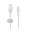Belkin PRO Flex Lightning/USB-A Kabel, Apple zert., 2m, weiß Das BOOST CHARGE PRO Flex-Kabel von Belkin wurde mit Blick auf das Benutzererlebnis konzipiert. Der weiche und flexible Silikon-Mantel hat außen eine stilvolle und strapazierfähige geflochtene Ummantelung. Das ausgeklügelte Design sorgt für mehr Flexibilität und eine hohe Lebensdauer – bis zu 30 Mal strapazierfähiger als Ihr Standard-Ladekabel. Mit dem magnetischen Kabelführungssystem können Sie Ihr Kabel überall bequem aufbewahren und befestigen.