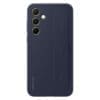 Benachrichtigungen ganz einfach ablesen Mit dem Smart View Wallet Case schützt du dein Galaxy A55 5G gut und smart. Über das Sichtfenster kannst du dein Smartphone bedienen. Nimm Anrufe an oder lehne sie ab, bleib über Benachrichtigungen auf dem Laufenden oder überprüfe den Akkustatus – alles ganz bequem ohne das Case öffnen zu müssen. Und wenn du das Case öffnest, findest du eine praktische Kartenhalterung in der Innenseite, damit du deine wichtigsten Karten schnell zur Hand hast. Außerdem kann das Smart View Wallet Case nicht nur die Rückseite deines Smartphones, sondern auch das Display vor Kratzern und bei Stürzen schützen.