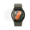 PanzerGlass Samsung Galaxy Watch7 40mm / Watch Ultra -UWF Egal ob bei actionreichen Sportarten, beim Yoga, Wandern oder Tanzen – Deine Watch ist als Gesundheitscoach immer mit dabei. Mit dem PanzerGlass-Displayschutz schenkst Du ihr ein besonders langes Uhrenleben, denn das stoß- und kratzfeste Material bewahrt sie zuverlässig vor frustrierenden Bruchschäden durch Stürze oder Stöße. Der stabile Kern aus gehärtetem Glas wird umhüllt von einer weichen Silikonschicht und einer festen Filmschicht als Schutz vor Splittern und erhält dadurch die schier unschlagbare Original PanzerGlass-Stärke.Damit das Display Deiner Watch so hygienisch rein wie makellos glänzend bleibt, reduziert die schmutz- und fettabweisende Oberflächenbeschichtung störende Fingerabdrücke und beseitigt schädliche Keime und Bakterien bis zu 99,99 %.