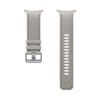 Samsung Peakform Band, Taupe (für WatchUltra /2) Durch das Schnellwechselsystem, kannst du innerhalb von Sekunden das Band ohne weitere Hilfsmittel und mit nur einem Knopfdruck wechseln. Wähle ein Armband das zu deinem Stil passt und verleihe deiner Galaxy Watch einen persönlichen Touch.