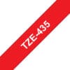Schriftband TZe-435 (lam.) Weiß auf Rot BxL 12mm x 8m Das Brother STe-141 Schablonenband mit weißer Schrift auf transparentem Hintergrund (nicht klebend) wurde speziell für elektrolytische Beschriftungen entwickelt. Es ist mit einer temperaturempfindlichen Schicht versehen, die Tinte oder eine spezielle Flüssigkeit für die direkte Kennzeichnung von elektrisch leitenden Oberflächen oder Metallteilen enthält. Beim Druck der Schablone werden kleine Löcher integriert, die beim anschließenden Ätzverfahren dafür sorgen, dass das Elektrolyt das Band durchdringt. Ein Stempel mit Signierfilz o. ä. wird auf dem Band platziert und in das Metall eingedrückt (erforderliches elektrochemisches Equipment nicht über Brother verfügbar). Schließlich verfärbt sich das Metall und wird mit einer Seriennummer, einem Barcode oder einem Logo permanent gekennzeichnet.