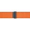 Samsung Trail Band, Orange (für WatchUltra /2) Das Trail Band für die Galaxy Watch Ultra ist ein weiches, atmungsaktives und dennoch widerstandfähiges Stoffband aus gewebtem Nylon, welches sich komfortabel um dein Handgelenk legt. Dank des Hakenverschlusses kannst Du die Armbandlänge individuell anpassen und durch das Schnellwechselsystem, kannst du innerhalb von Sekunden das Band ohne weitere Hilfsmittel und mit nur einem Knopfdruck wechseln. Wähle ein Armband das zu deinem Stil passt und verleihe deiner Galaxy Watch einen persönlichen Touch.